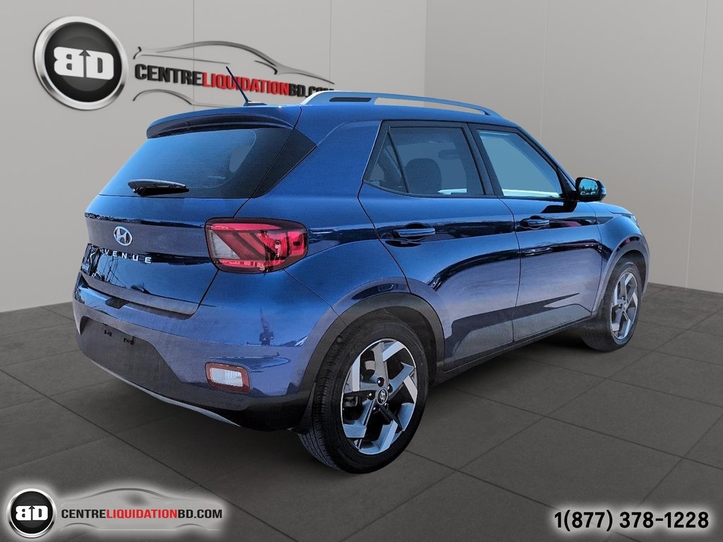 2023 Hyundai Venue Ultimate TOIT OUVRANT in Granby, Quebec - 6 - w1024h768px