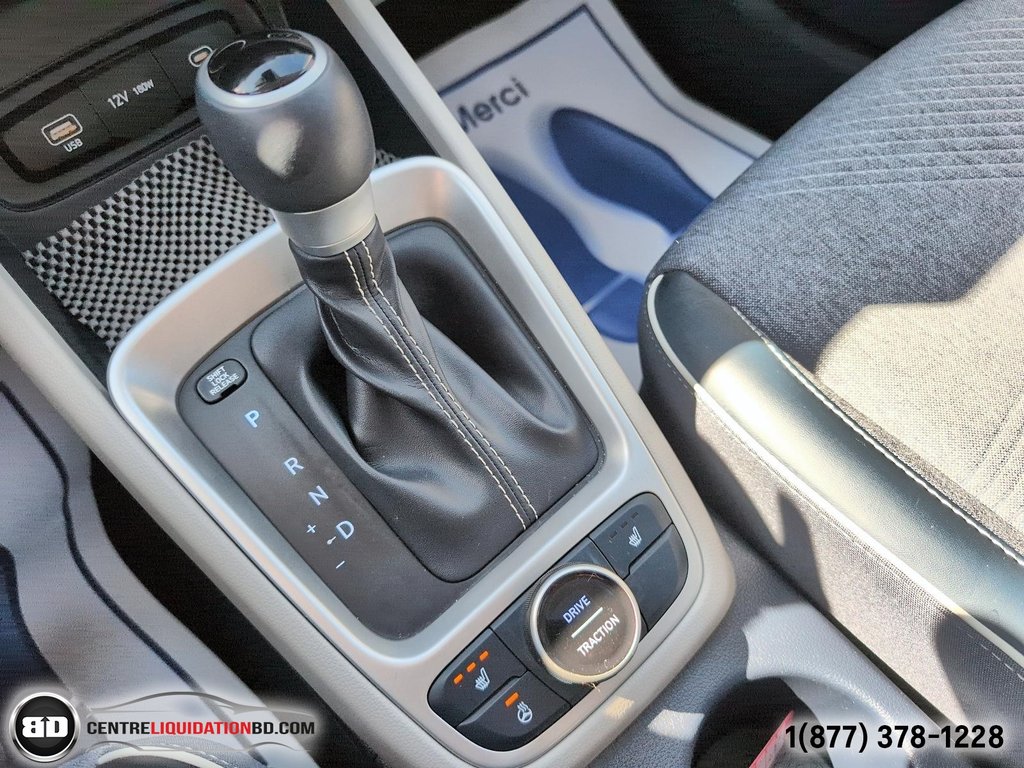 2023 Hyundai Venue Ultimate TOIT OUVRANT in Granby, Quebec - 20 - w1024h768px