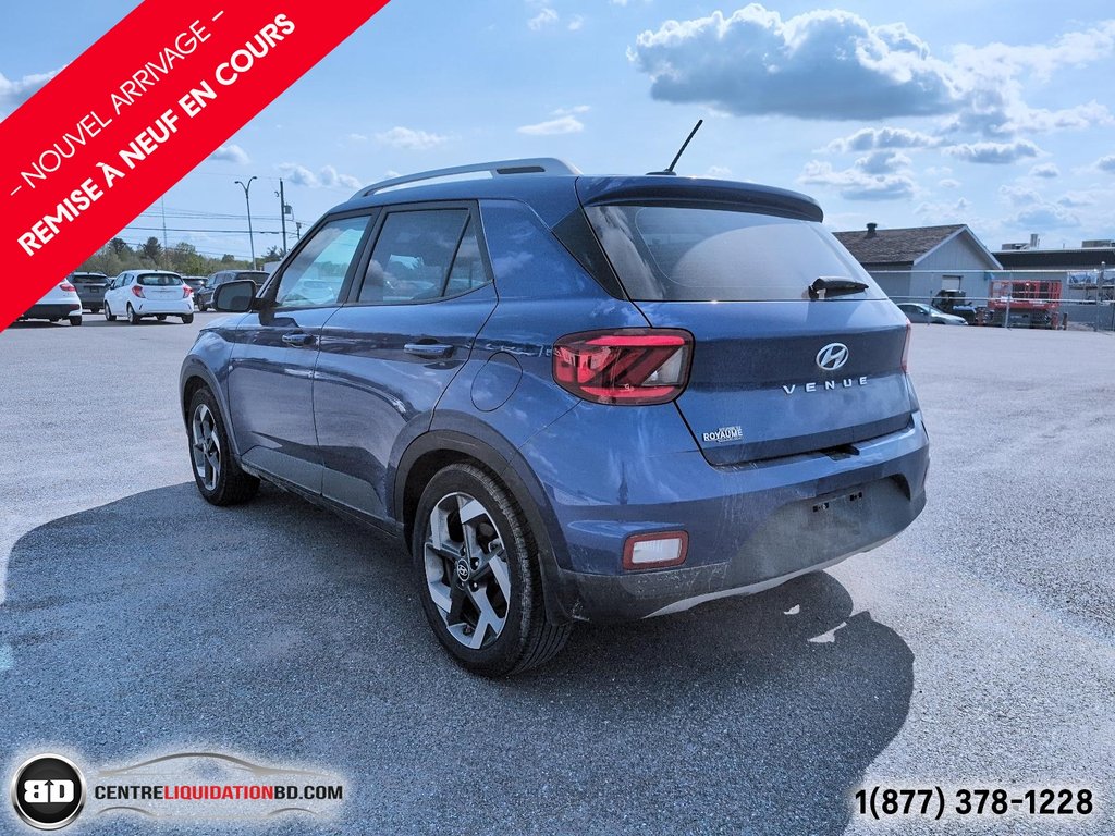 Hyundai Venue Ultimate TOIT OUVRANT 2023 à Granby, Québec - 8 - w1024h768px