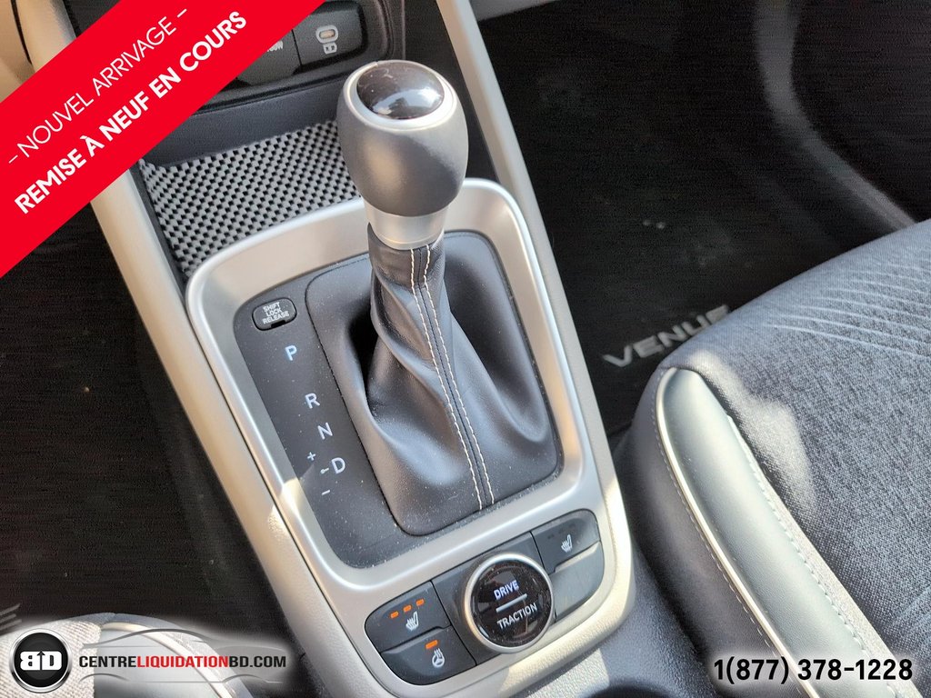 Hyundai Venue Ultimate TOIT OUVRANT 2023 à Granby, Québec - 15 - w1024h768px