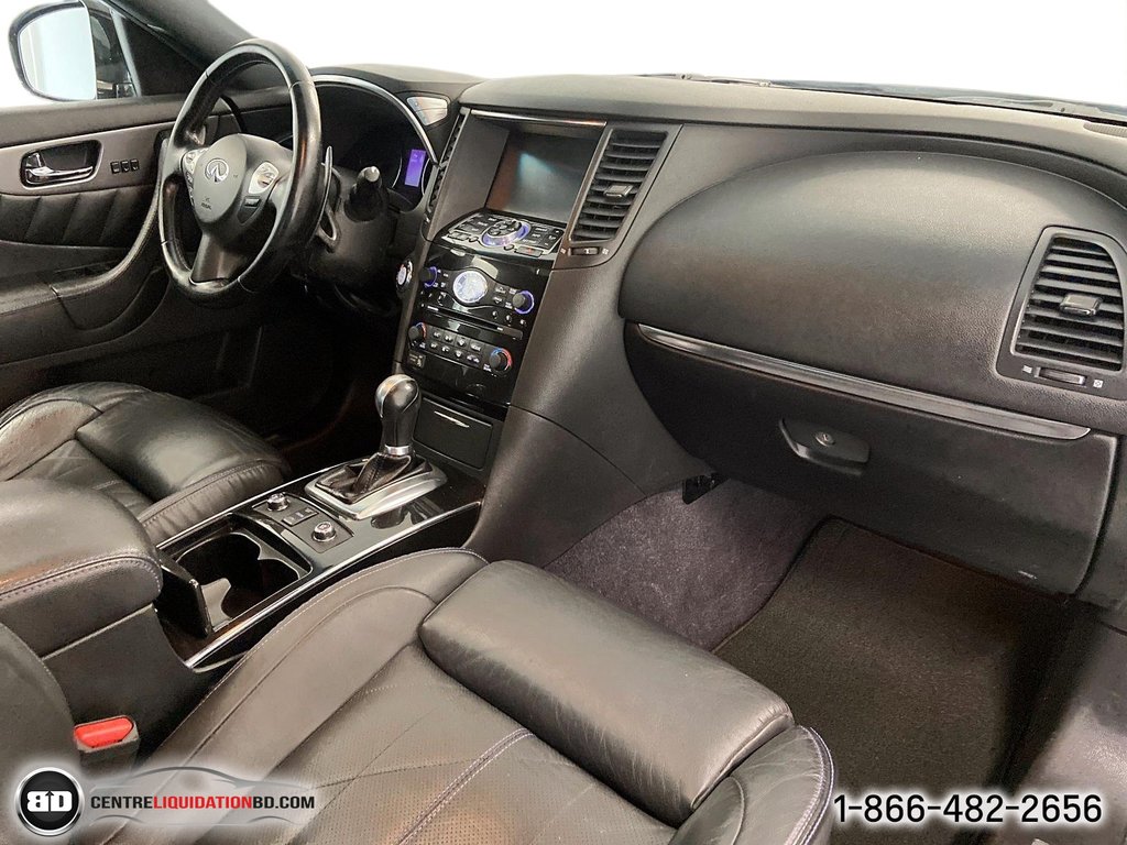 2015 Infiniti QX70 in Granby, Quebec - 21 - w1024h768px