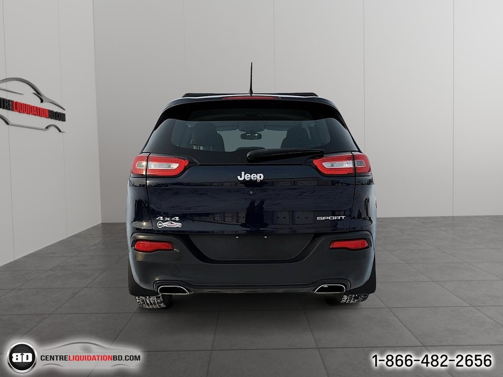 2015 Jeep Cherokee SPORT MOTEUR 3.2 L AWD V6 in Granby, Quebec - 6 - w1024h768px