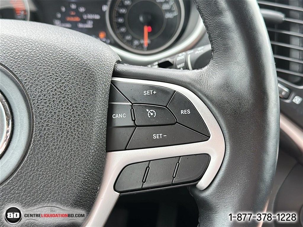 2018 Jeep Cherokee Trailhawk V6 3.2L in Granby, Quebec - 21 - w1024h768px