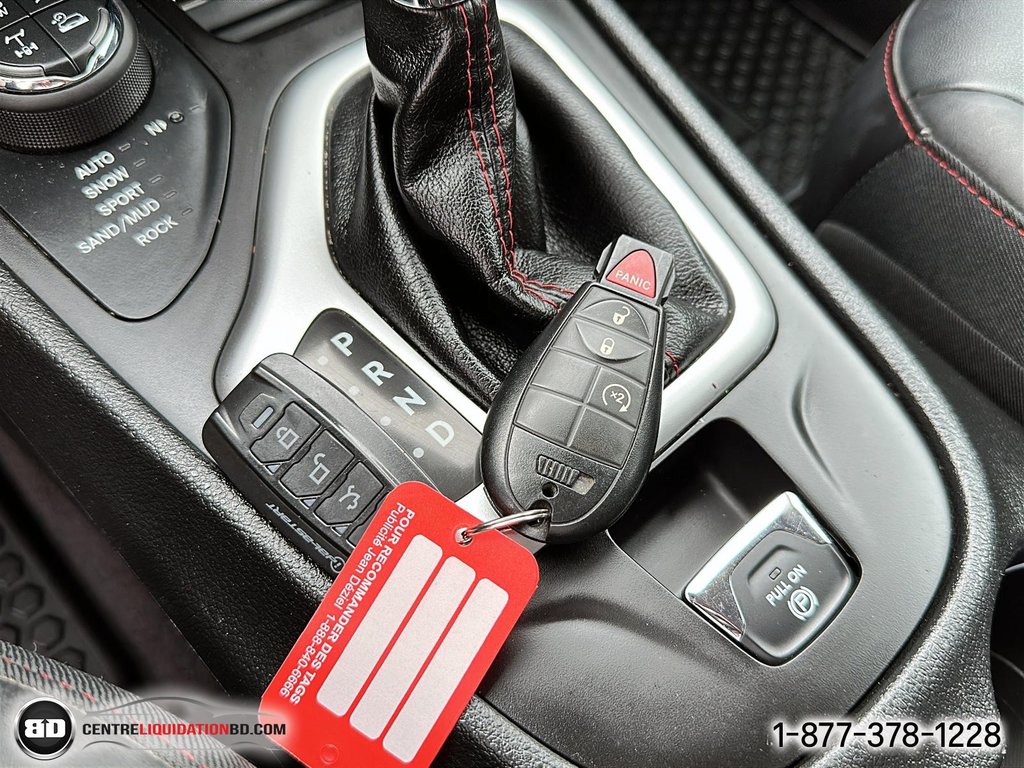 2018 Jeep Cherokee Trailhawk V6 3.2L in Granby, Quebec - 20 - w1024h768px