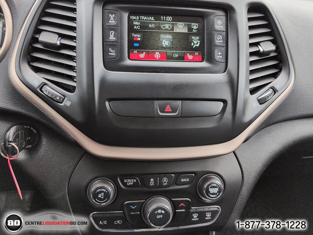 2018 Jeep Cherokee Altitude V6 3.2L 4X4 in Granby, Quebec - 19 - w1024h768px