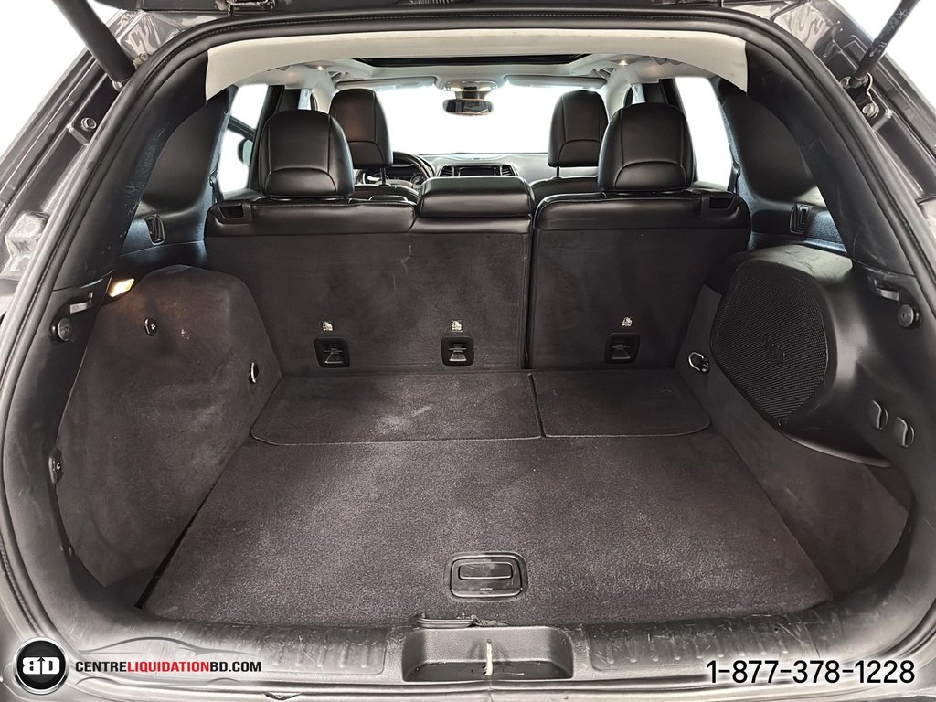 2019 Jeep Cherokee LIMITED CUIR TOIT PANO 4X4 in Granby, Quebec - 11 - w1024h768px
