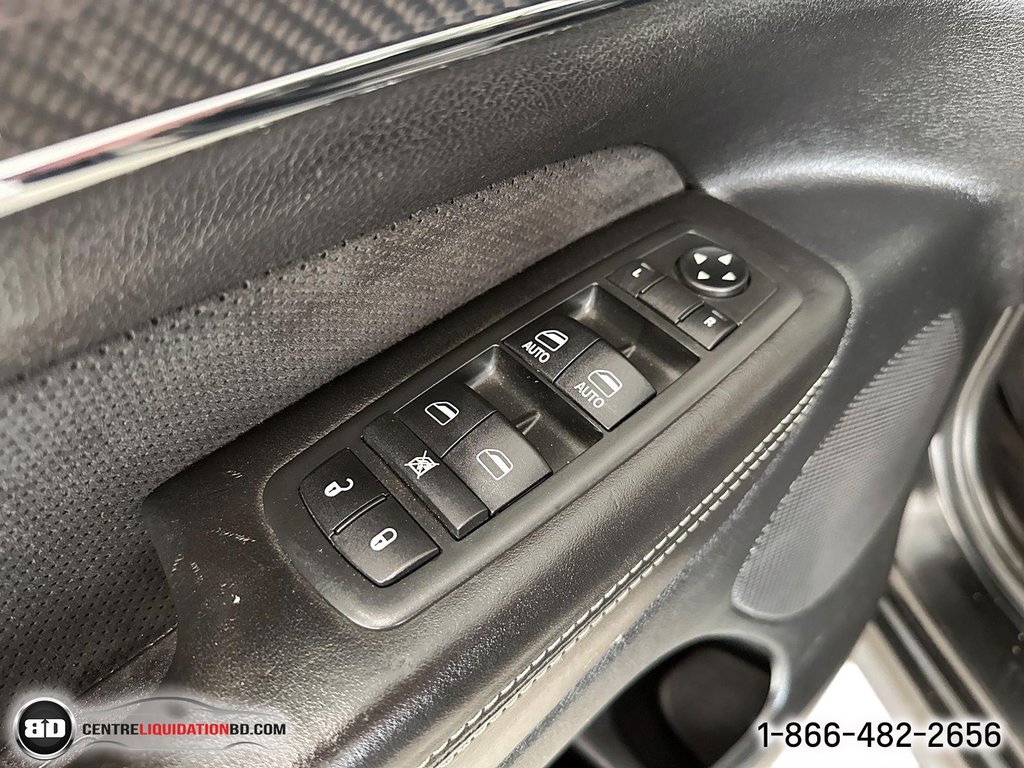 Jeep Grand Cherokee  2012 à Granby, Québec - 10 - w1024h768px