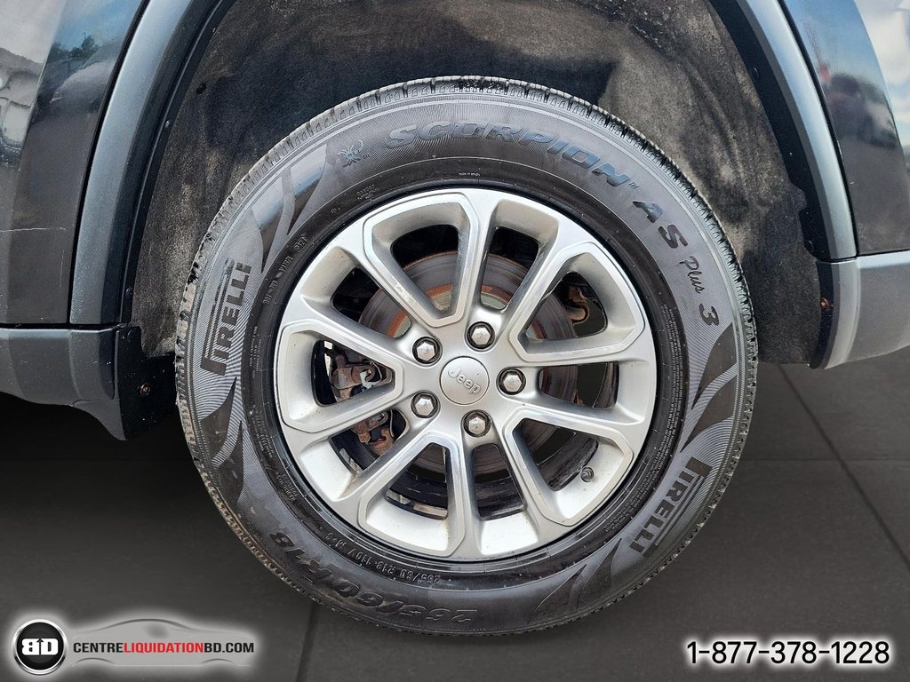 Jeep Grand Cherokee Limited 2015 à Granby, Québec - 11 - w1024h768px