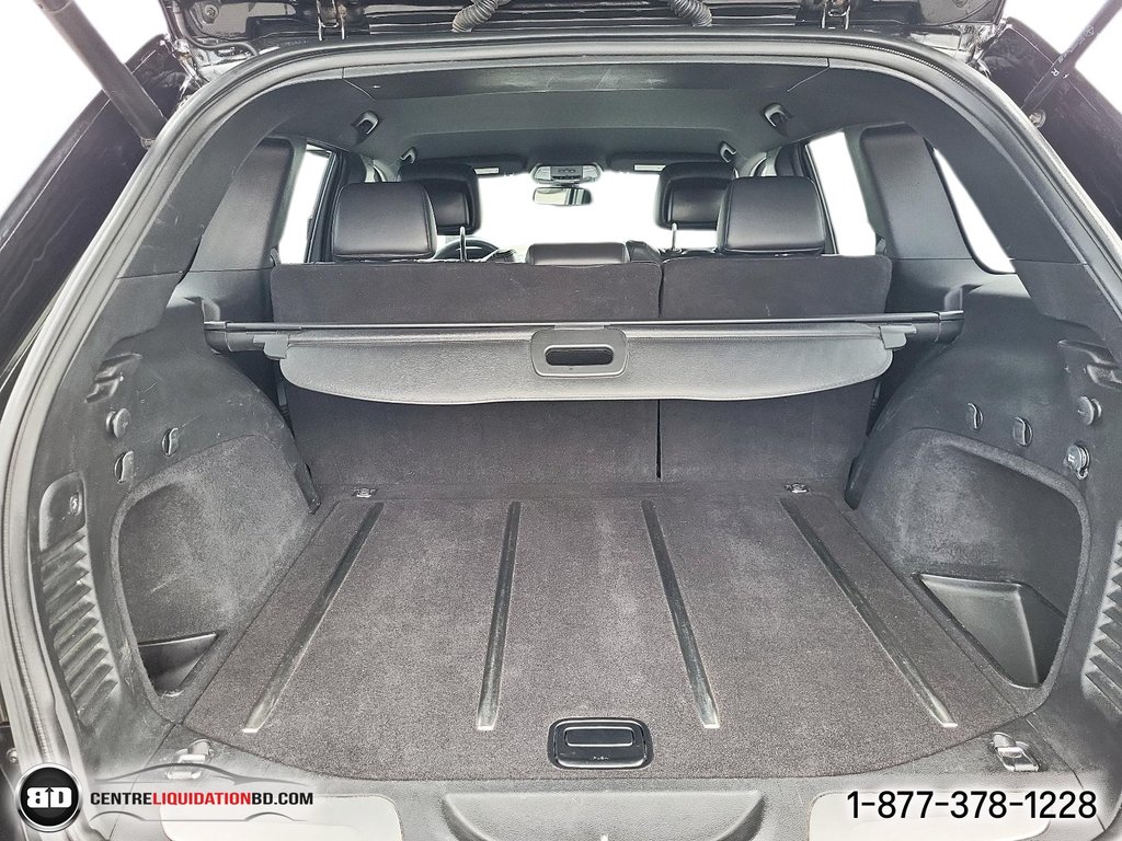 Jeep Grand Cherokee Limited 2015 à Granby, Québec - 10 - w1024h768px