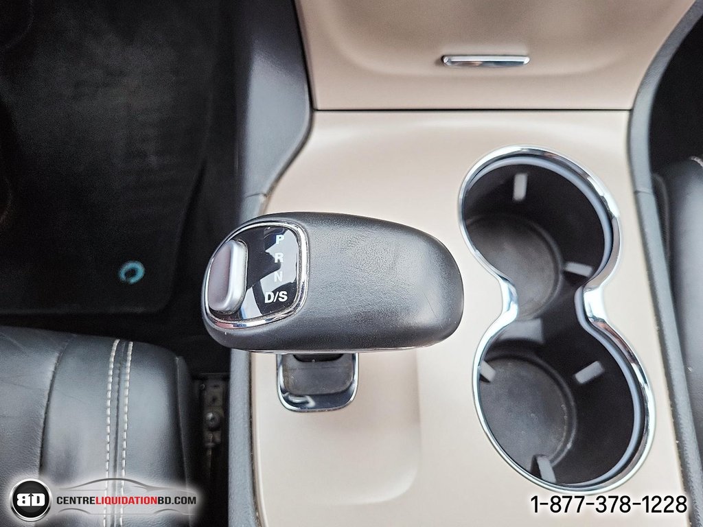 Jeep Grand Cherokee Limited 2015 à Granby, Québec - 19 - w1024h768px