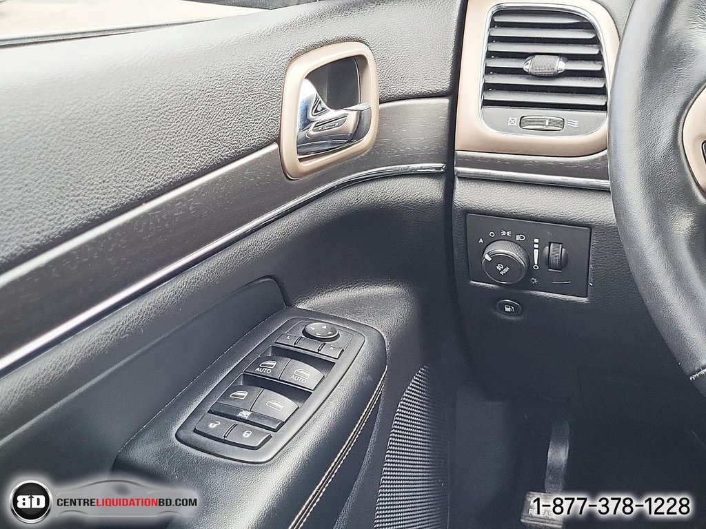Jeep Grand Cherokee Limited 2015 à Granby, Québec - 15 - w1024h768px