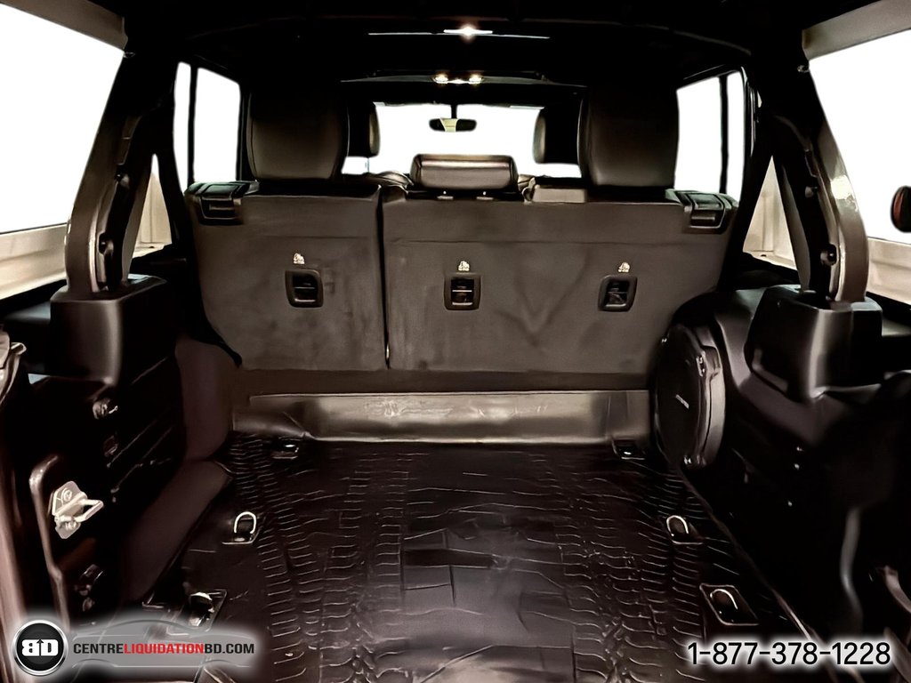 2021 Jeep Wrangler 4xe UNLIMITED SAHARA SKY ROOF in Granby, Quebec - 11 - w1024h768px