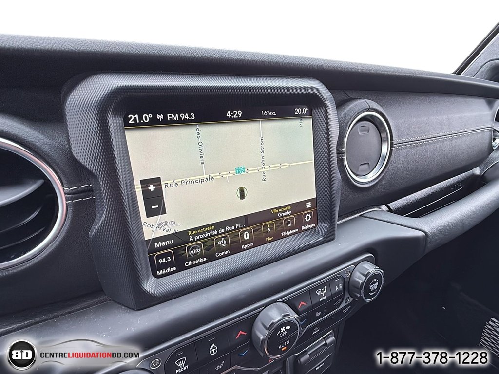 2021 Jeep Wrangler 4xe UNLIMITED SAHARA SKY ROOF in Granby, Quebec - 26 - w1024h768px