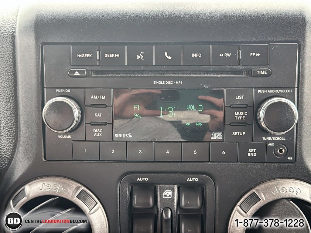 Jeep Wrangler Unlimited Sport 2011 à Granby, Québec - 21 - w1024h768px