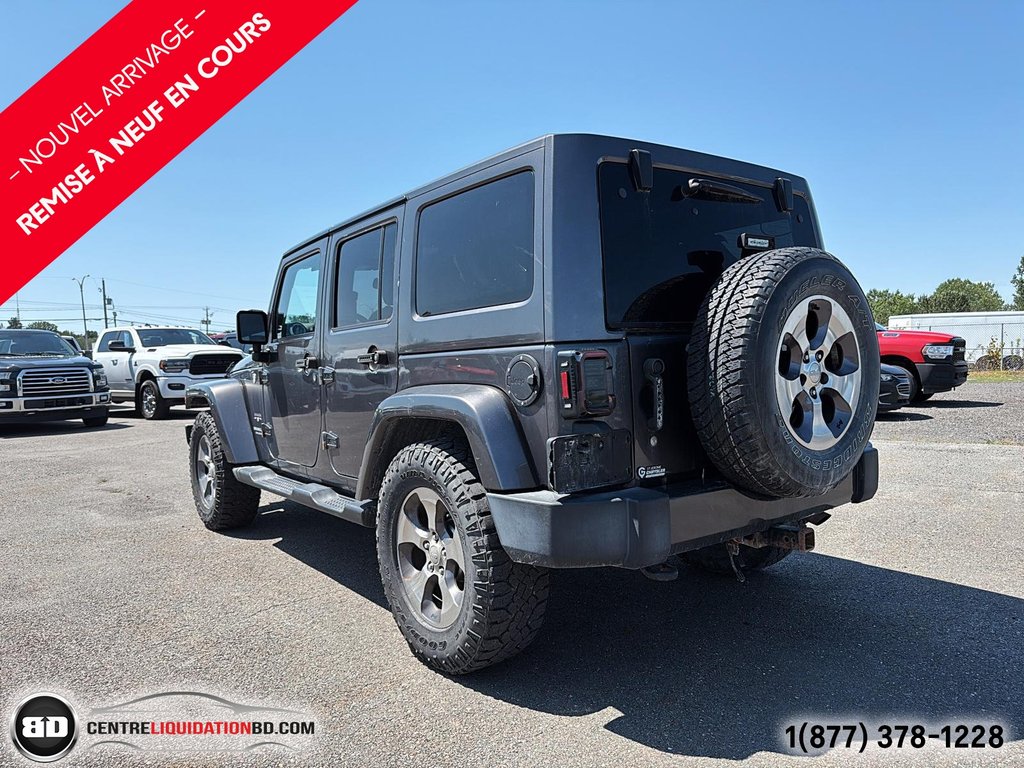 2016 Jeep Wrangler Unlimited SAHARA CUIR 2 TOITS in Granby, Quebec - 9 - w1024h768px