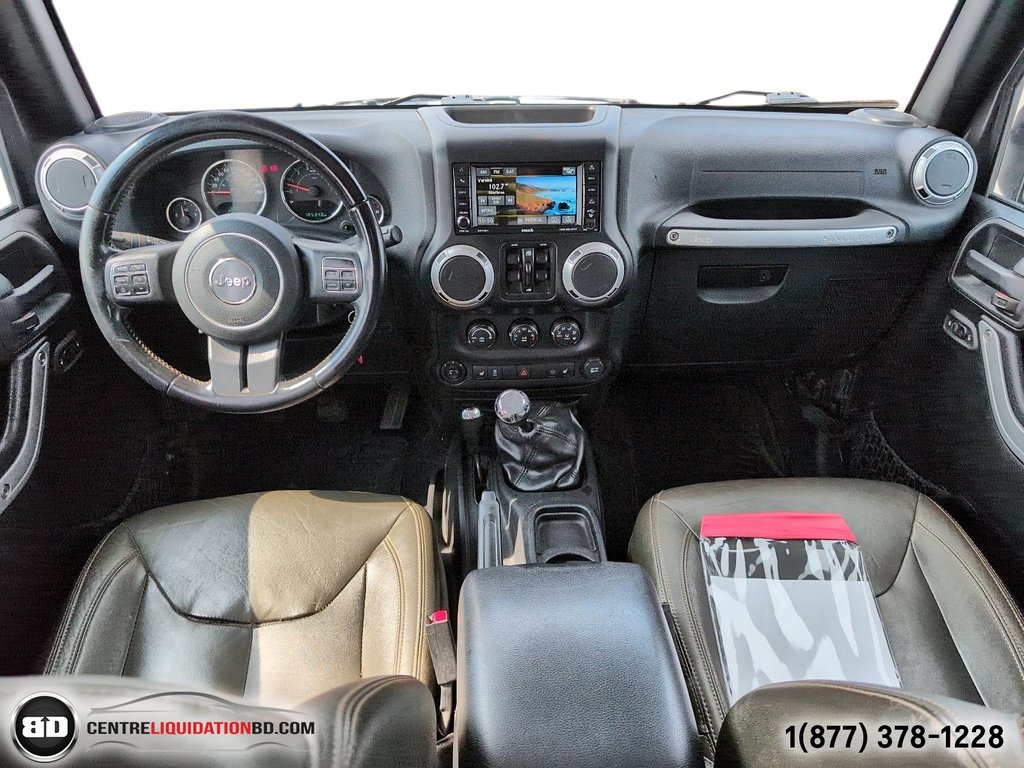 2016 Jeep Wrangler Unlimited SAHARA CUIR 2 TOITS in Granby, Quebec - 16 - w1024h768px