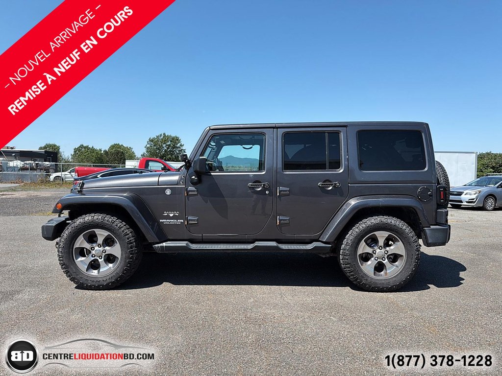 2016 Jeep Wrangler Unlimited SAHARA CUIR 2 TOITS in Granby, Quebec - 10 - w1024h768px