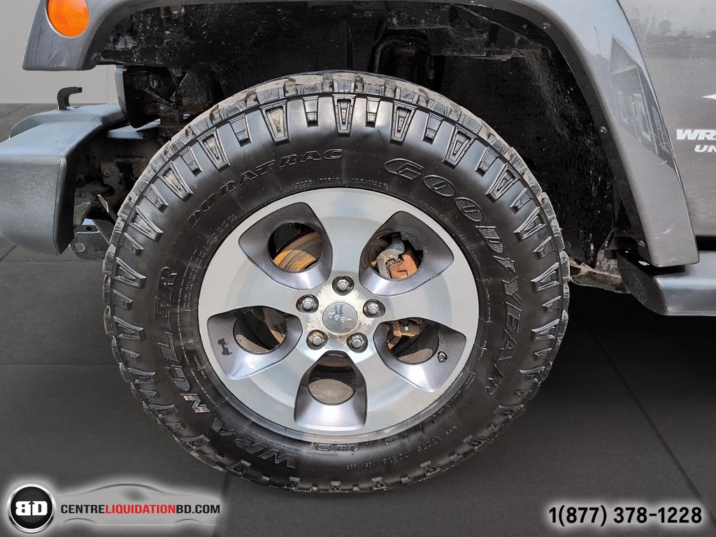 2016 Jeep Wrangler Unlimited SAHARA CUIR 2 TOITS in Granby, Quebec - 12 - w1024h768px