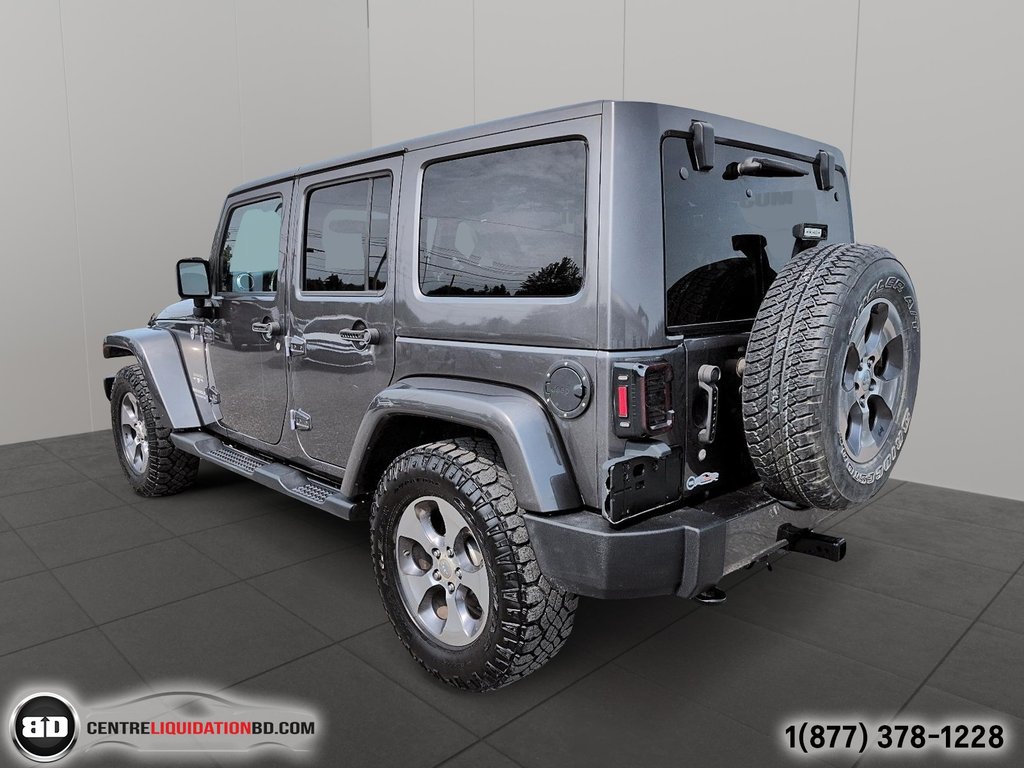 2016 Jeep Wrangler Unlimited SAHARA CUIR 2 TOITS in Granby, Quebec - 8 - w1024h768px