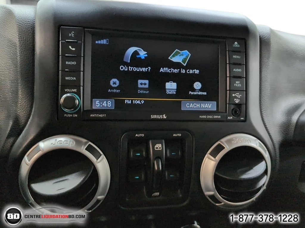 2017 Jeep Wrangler Unlimited Sahara V6 3.6L NAVIGATION AUTOMATIQUE in Granby, Quebec - 18 - w1024h768px