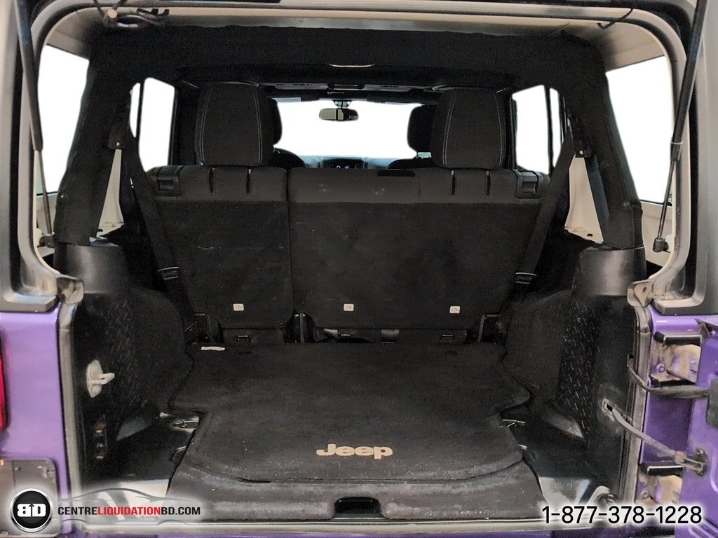 2017 Jeep Wrangler Unlimited Sahara V6 3.6L NAVIGATION AUTOMATIQUE in Granby, Quebec - 11 - w1024h768px