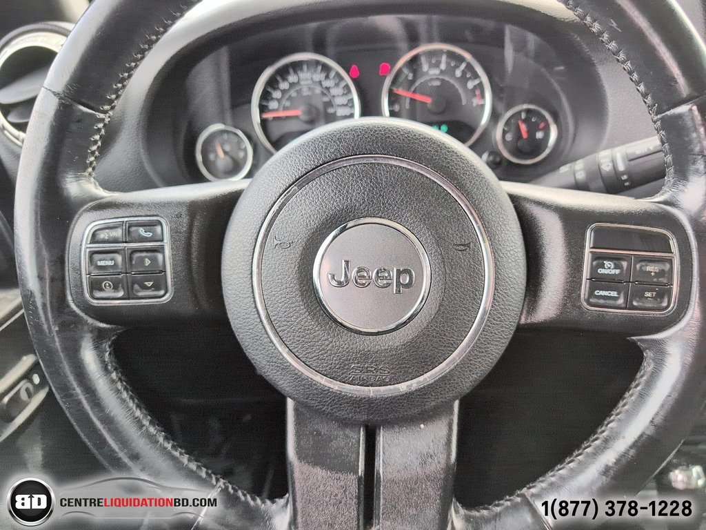 Jeep Wrangler Unlimited SAHARA V6 3.6L CUIR 2017 à Granby, Québec - 17 - w1024h768px