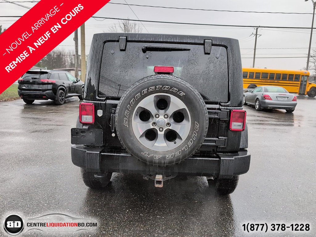 Jeep Wrangler Unlimited SAHARA V6 3.6L CUIR 2017 à Granby, Québec - 9 - w1024h768px