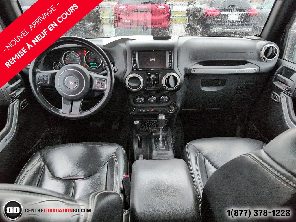 Jeep Wrangler Unlimited SAHARA V6 3.6L CUIR 2017 à Granby, Québec - 13 - w1024h768px