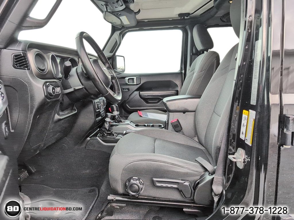 2020 Jeep Wrangler Unlimited Sport in Granby, Quebec - 12 - w1024h768px