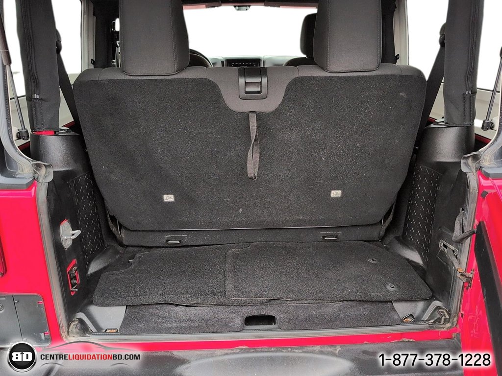 Jeep Wrangler Sport 2015 à Granby, Québec - 9 - w1024h768px