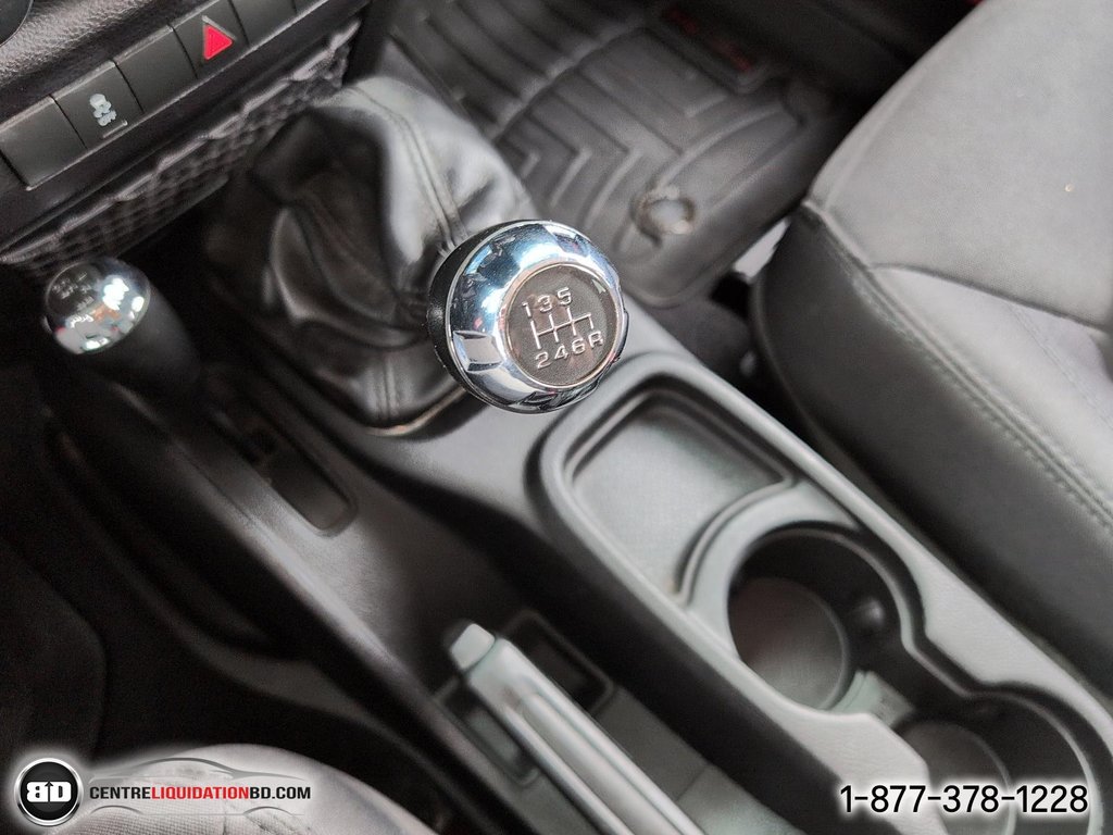 Jeep Wrangler Sport 2015 à Granby, Québec - 16 - w1024h768px