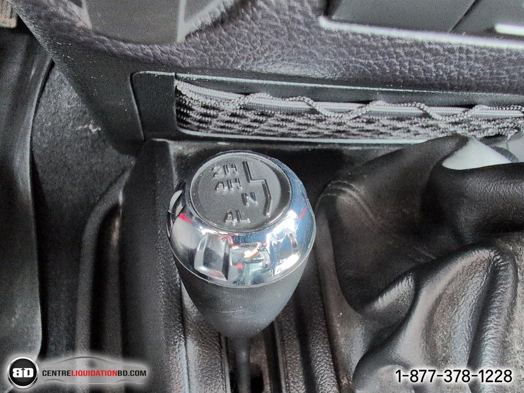 Jeep Wrangler Sport 2015 à Granby, Québec - 17 - w1024h768px
