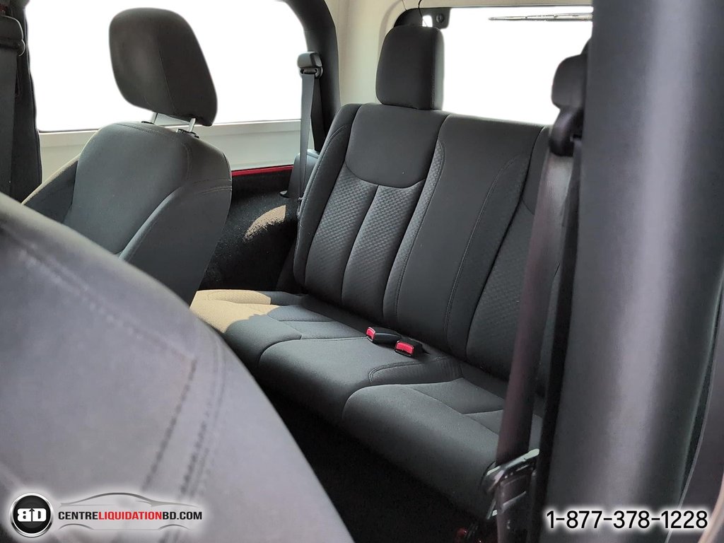 Jeep Wrangler Sport 2015 à Granby, Québec - 13 - w1024h768px