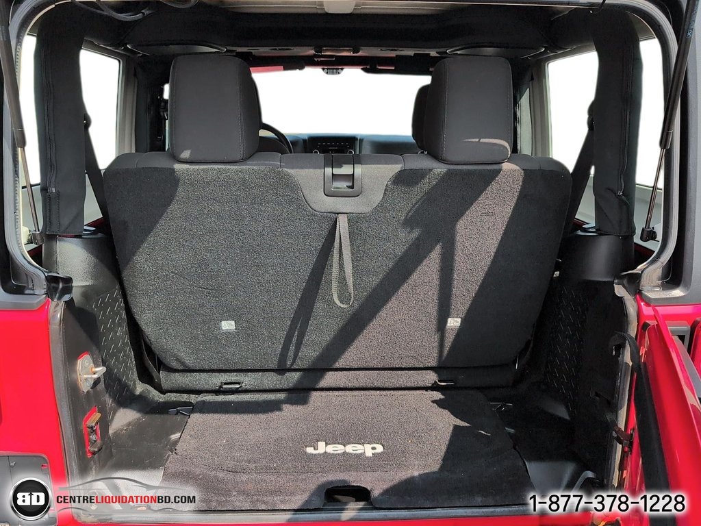 Jeep Wrangler Sport 2015 à Granby, Québec - 9 - w1024h768px