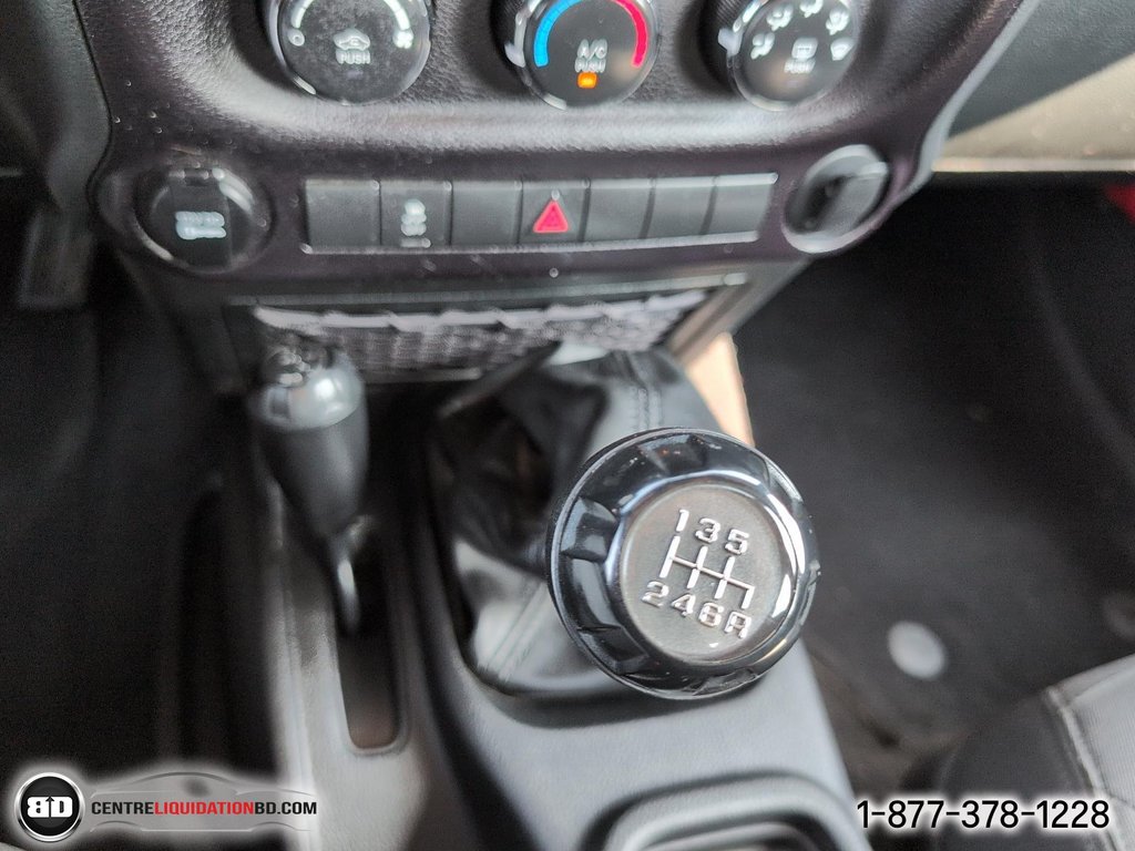 Jeep Wrangler Sport 2015 à Granby, Québec - 19 - w1024h768px