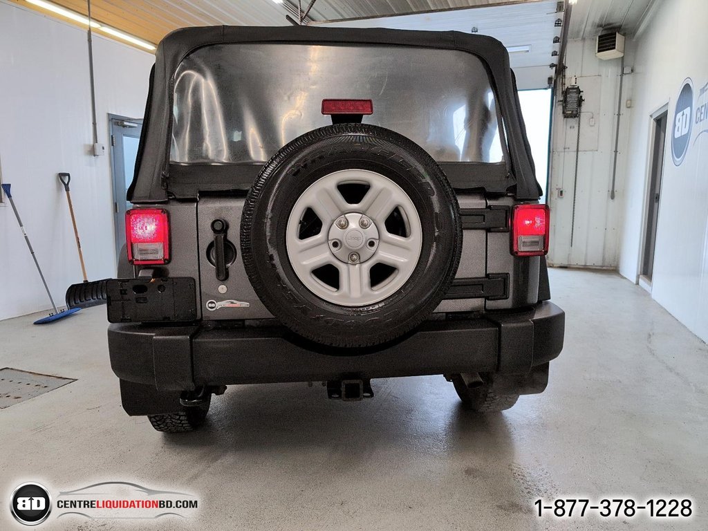 2016 Jeep Wrangler Sport MANUELLE in Granby, Quebec - 7 - w1024h768px