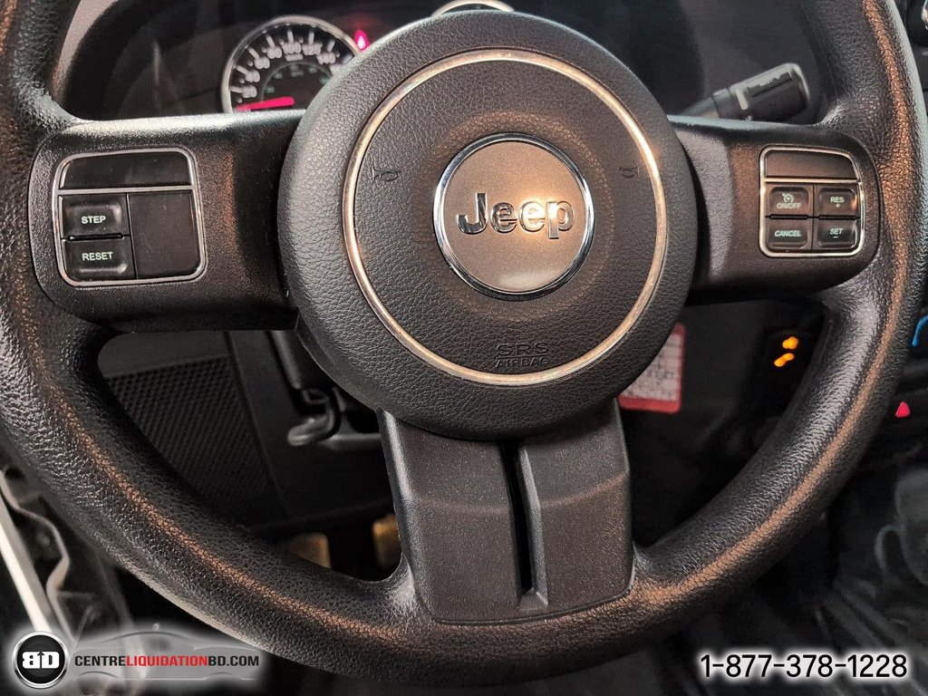2016 Jeep Wrangler Sport MANUELLE in Granby, Quebec - 17 - w1024h768px