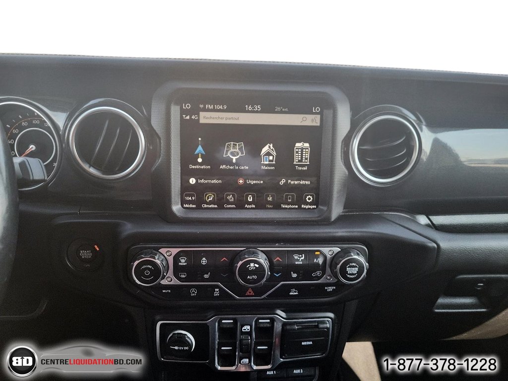 2023 Jeep Wrangler Sahara Altitude in Granby, Quebec - 17 - w1024h768px
