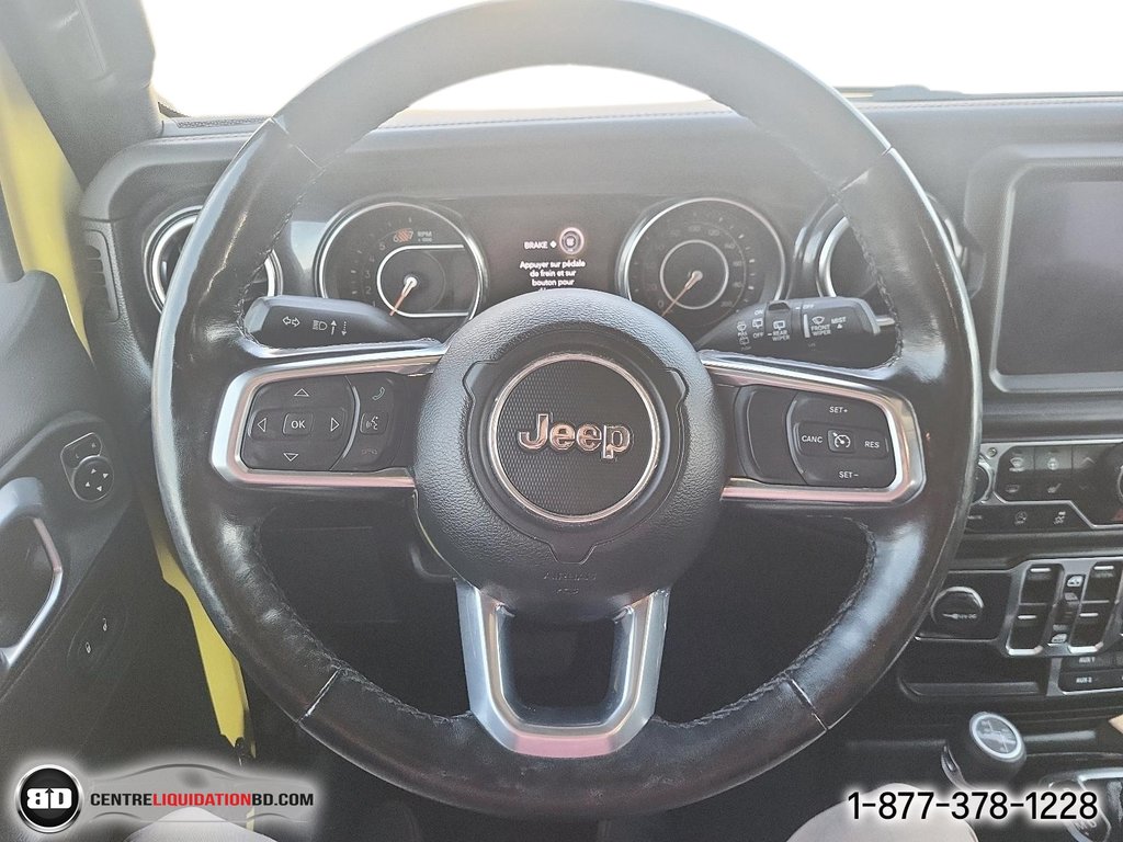 2023 Jeep Wrangler Sahara Altitude in Granby, Quebec - 15 - w1024h768px