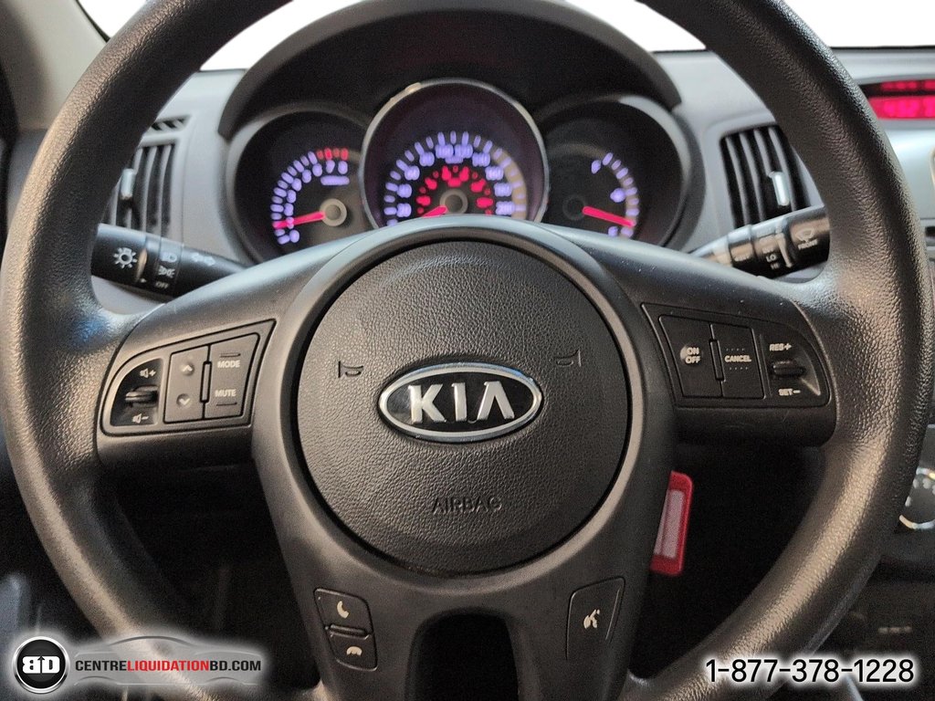 2013 Kia Forte EX AUTOMATIQUE in Granby, Quebec - 18 - w1024h768px