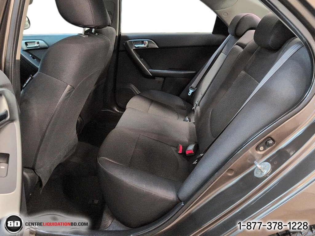 2013 Kia Forte EX AUTOMATIQUE in Granby, Quebec - 15 - w1024h768px