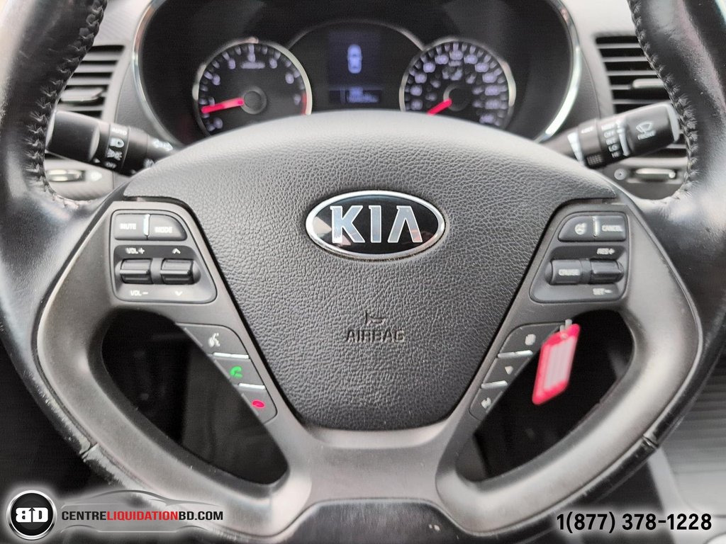 Kia Forte EX 2015 à Granby, Québec - 16 - w1024h768px