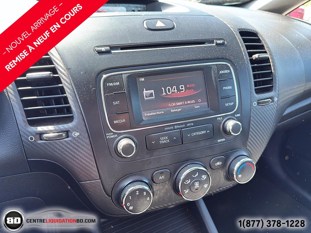 Kia Forte EX 2015 à Granby, Québec - 14 - w1024h768px