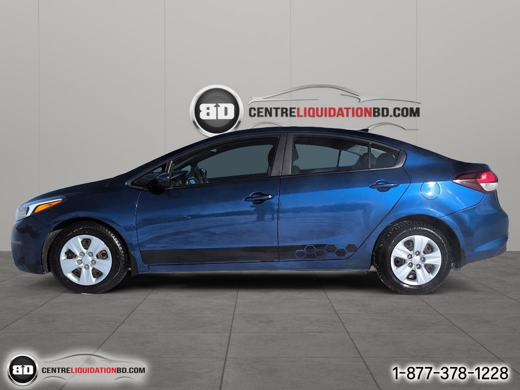 2017 Kia Forte LX + AUTOMATIQUE SIEGES CHAUFFANTS in Granby, Quebec - 9 - w1024h768px