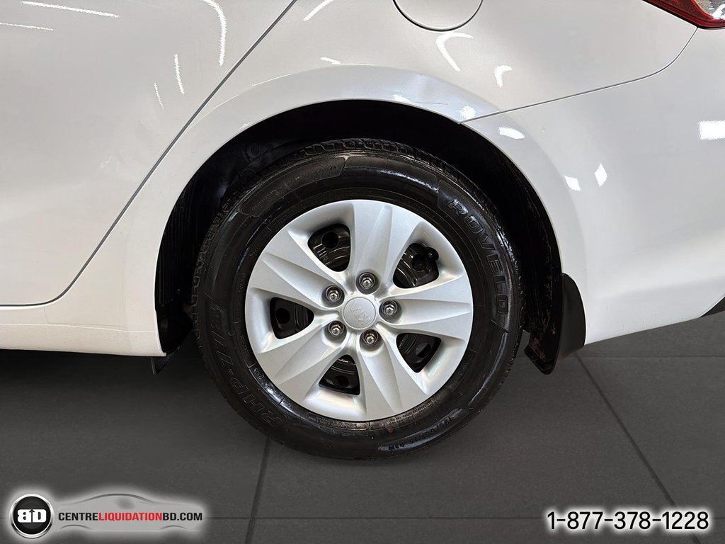 Kia Forte LX + 2017 à Granby, Québec - 12 - w1024h768px