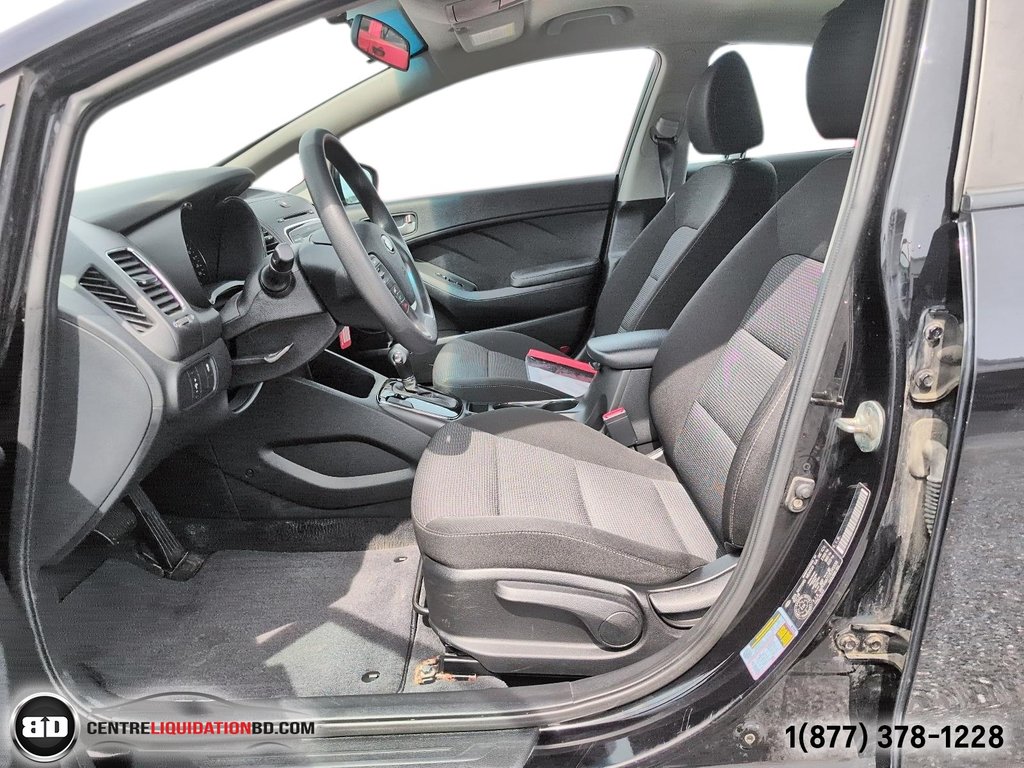 Kia Forte LX + 2018 à Granby, Québec - 13 - w1024h768px