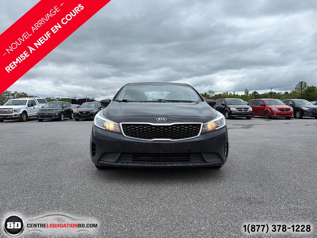Kia Forte LX + 2018 à Granby, Québec - 2 - w1024h768px