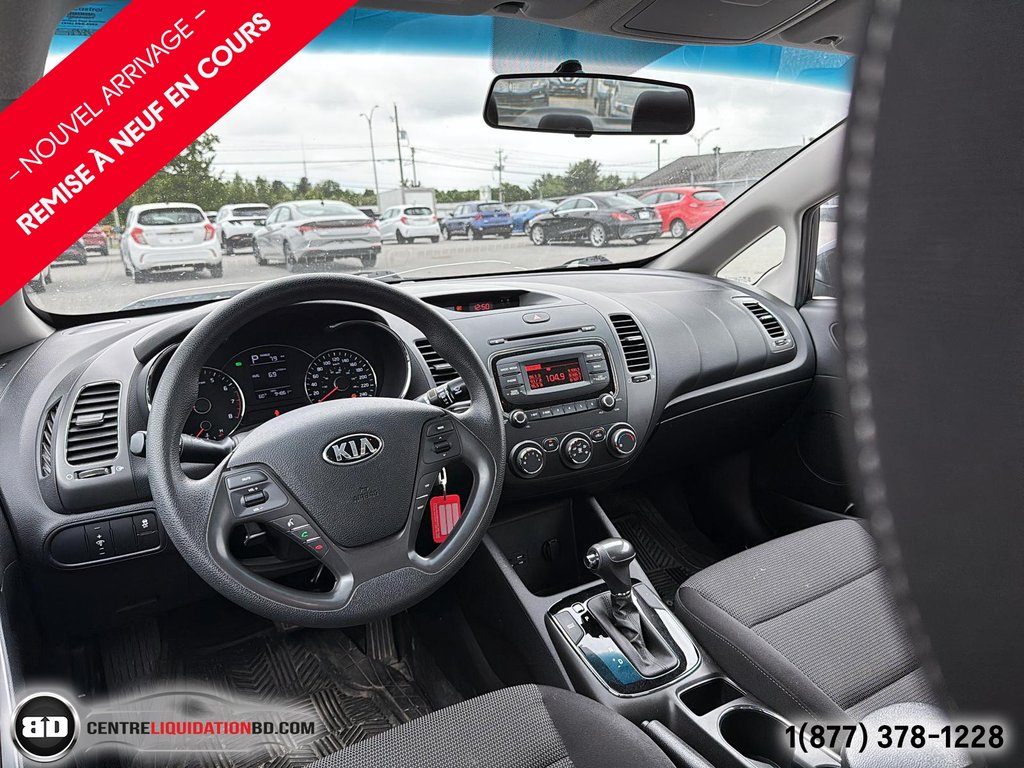 Kia Forte LX + 2018 à Granby, Québec - 12 - w1024h768px