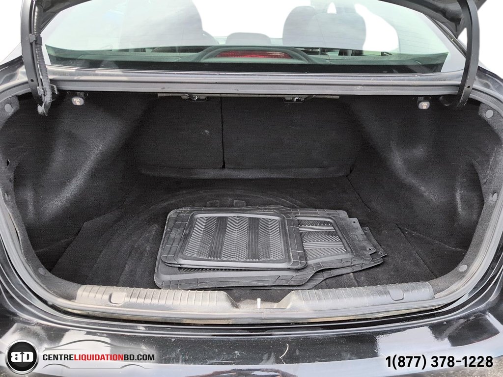 Kia Forte LX + 2018 à Granby, Québec - 11 - w1024h768px