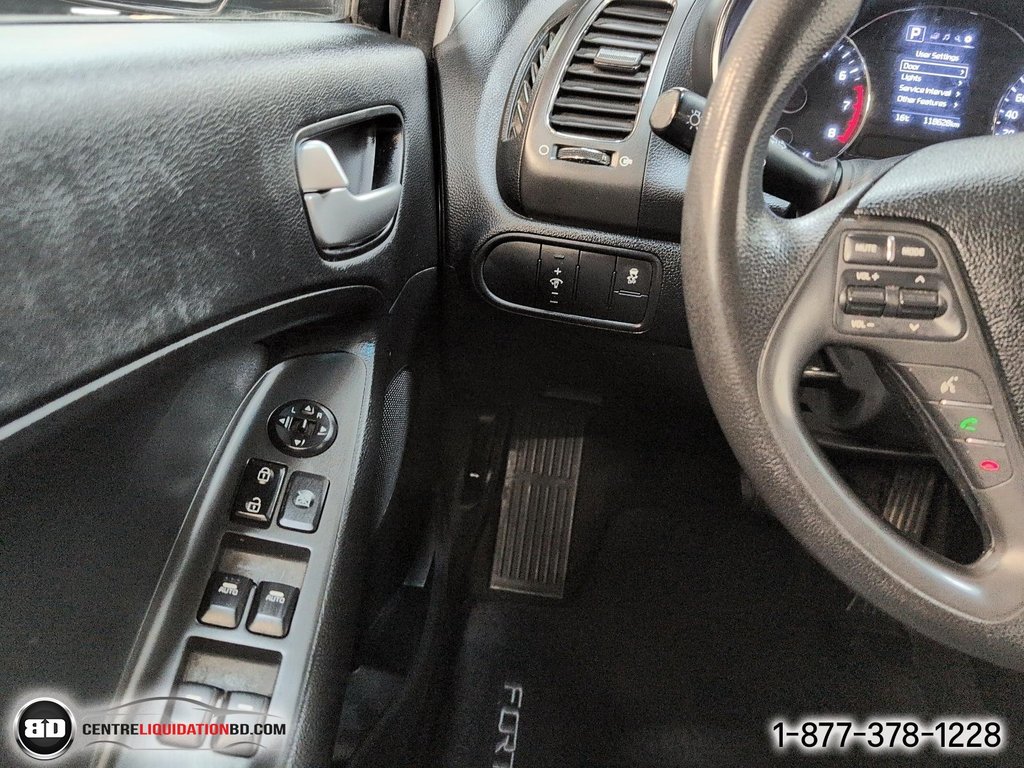 Kia Forte5 LX+ AUTOMATIQUE MAGS 2018 à Granby, Québec - 16 - w1024h768px